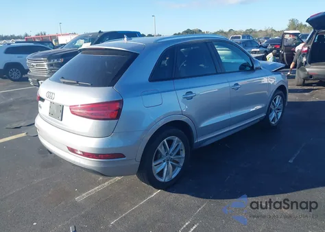 2018 Audi Q3 2.0T Premium/2.0T Sport Premium z USA, uszkodzony, nr VIN WA1BCCFS0JR013056